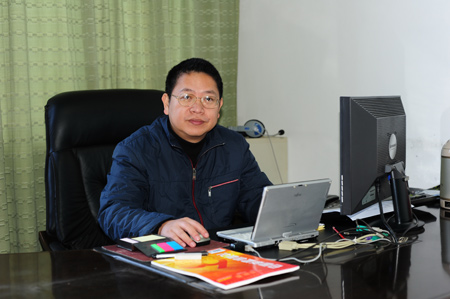 Prof. Wu Kun at his workplace at the Central South University