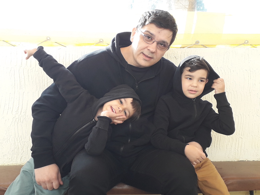 Cătălin Țăranu with kids
